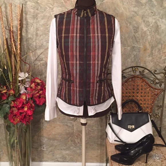 Talbots 🌹stunning vest - Picture 2 of 8